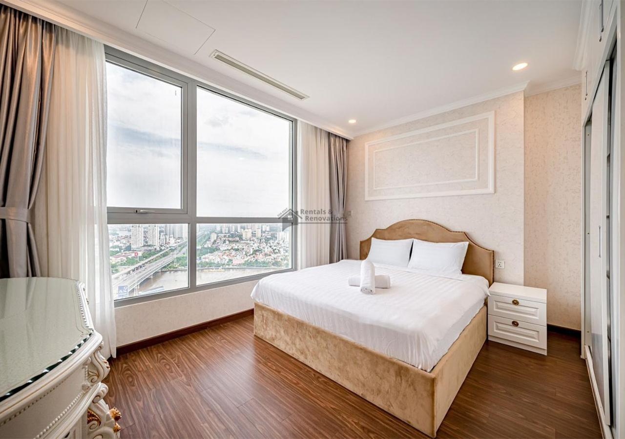 The Landmark Luxury Vinhomes - The Buildings Nearby Landmark 81 *